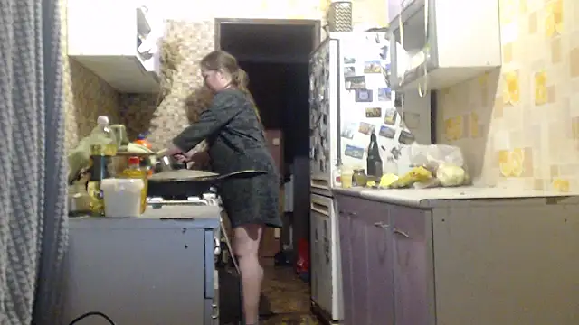 Snapshot of EliciaKush chatting on 03-03-26, 06:03 EliciaKush online show from 03-03-26, 06:03