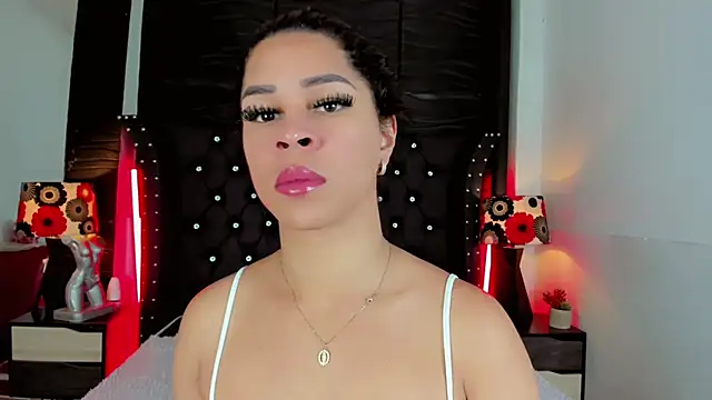 Snapshot of Makeyla_Fox_ chatting on 03-05-26, 12:45 Makeyla Fox online show from 03-05-26, 12:45