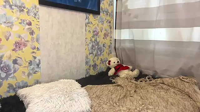 CassyVixen online show from 06-10-26, 04:28