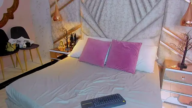 GaiaMonet online show from 03-12-26, 09:10