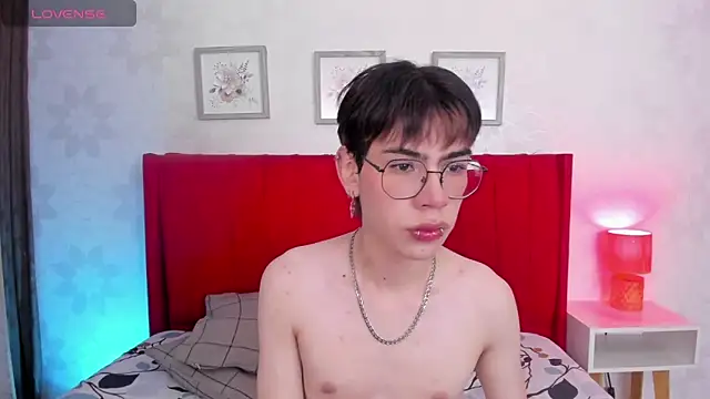 Demian Hush online show from 03-14-26, 03:23