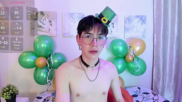 Demian Hush online show from 03-18-26, 03:20