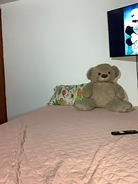 Snapshot of mia_petite2007 chatting on 03-10-26, 10:59 mia petite2007 online show from 03-10-26, 10:59