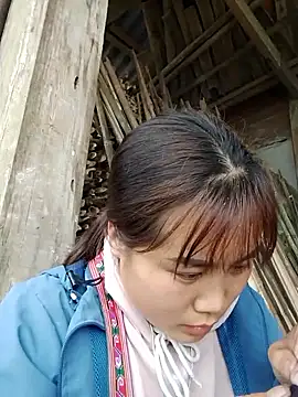 Snapshot of Susi-baby chatting on 02-20-26, 07:21 Susi-baby online show from 02-20-26, 07:21