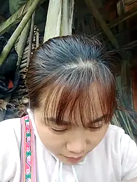 Snapshot of Susi-baby chatting on 02-21-26, 01:17 Susi-baby online show from 02-21-26, 01:17