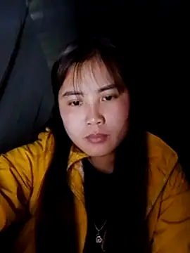 Snapshot of Susi-baby chatting on 03-08-26, 05:33 Susi-baby online show from 03-08-26, 05:33