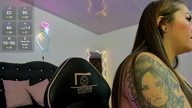 LUNAKITTY TAY online show from 02-27-26, 11:32