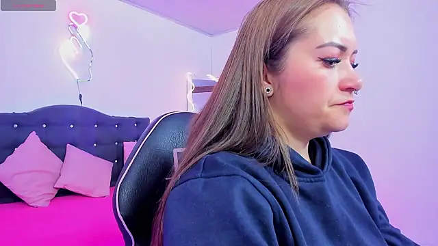 LUNAKITTY TAY online show from 03-17-26, 11:35