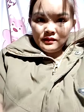 Luminana online show from 02-10-26, 01:43