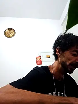 Swicth love online show from 04-22-26, 02:03