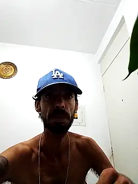 Swicth love online show from 04-26-26, 03:26