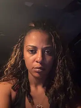 Goldie Glows63 online show from 03-12-26, 01:56