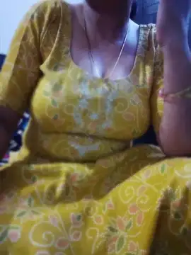 Snapshot of SexybeboX chatting on 05-28-26, 05:49 SexybeboX online show from 05-28-26, 05:49