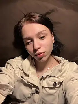  luna fox  online show from 02-10-26, 06:56