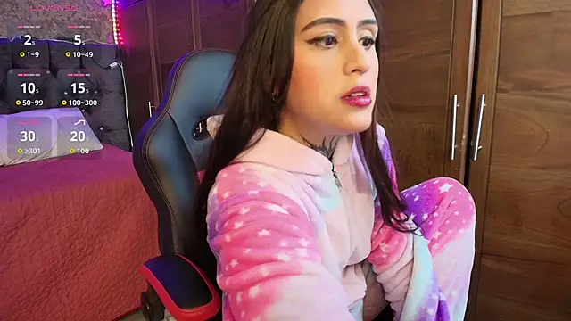 sarah escobarr online show from 02-28-26, 01:56