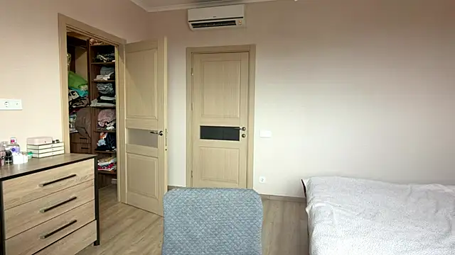 Milayouknow online show from 04-30-26, 01:17