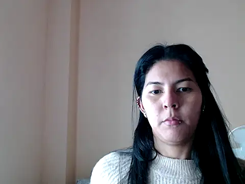 Snapshot of ZeforAitanna chatting on 02-08-26, 02:42 ZeforAitanna online show from 02-08-26, 02:42