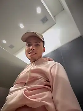 Snapshot of Eros_lee chatting on 02-23-26, 10:40 Eros lee online show from 02-23-26, 10:40