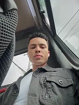 Snapshot of Eros_lee chatting on 03-02-26, 06:04 Eros lee online show from 03-02-26, 06:04