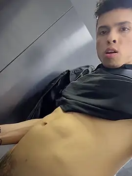 Snapshot of Eros_lee chatting on 03-03-26, 06:14 Eros lee online show from 03-03-26, 06:14