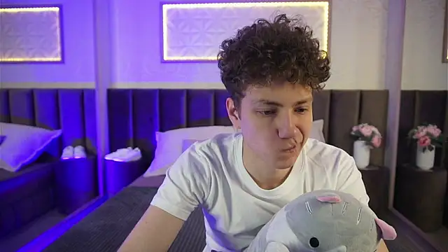 StefanBev online show from 04-22-26, 07:37