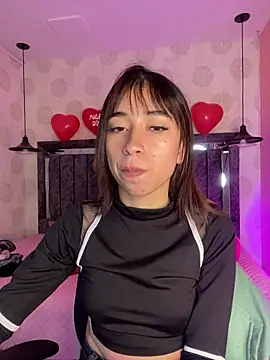 alahia pink online show from 02-24-26, 04:21