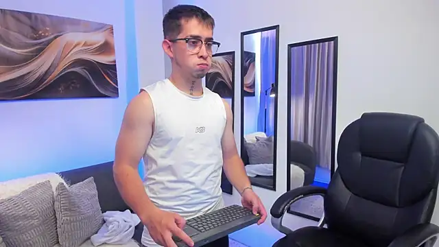 Tommas Jhonson online show from 03-31-26, 04:29