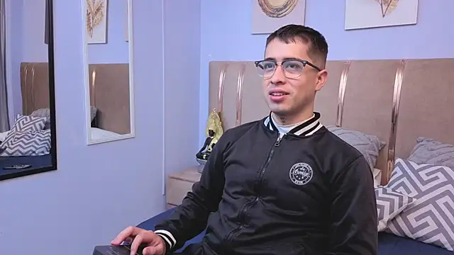 Tommas Jhonson online show from 04-24-26, 11:23