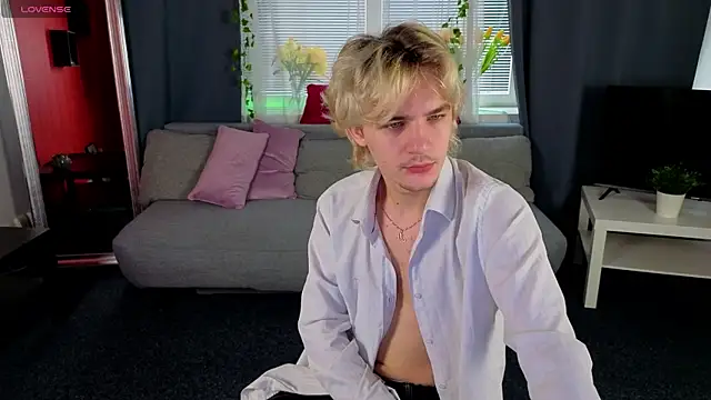 JameMiller online show from 03-04-26, 07:14