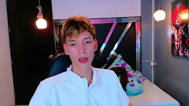 Liam Green1 online show from 03-09-26, 08:13