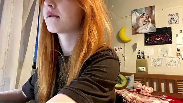 Snapshot of DynaLoom chatting on 02-10-26, 03:05 DynaLoom online show from 02-10-26, 03:05