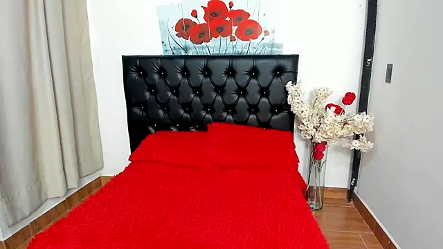 Kitty f00x online show from 07-14-26, 01:06