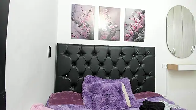 Kitty f00x online show from 07-29-26, 12:58