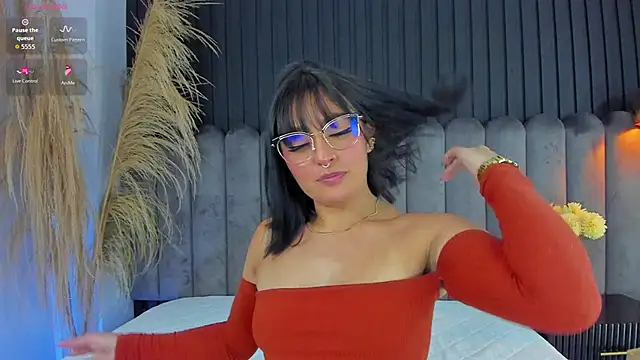 Snapshot of Nanda_vixen_ chatting on 02-08-26, 09:29 Nanda vixen online show from 02-08-26, 09:29