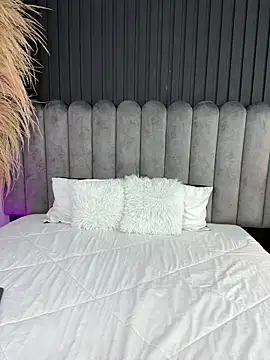 Snapshot of Nanda_vixen_ chatting on 03-04-26, 08:53 Nanda vixen online show from 03-04-26, 08:53