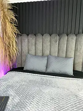 Nanda vixen  online show from 04-27-26, 03:26