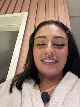 Snapshot of Nanda_vixen_ chatting on 05-16-26, 12:07 Nanda vixen online show from 05-16-26, 12:07