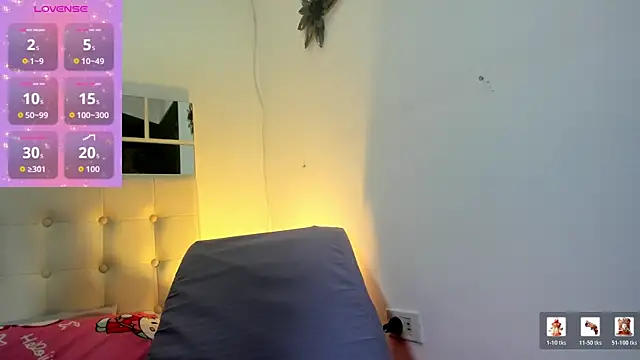 MiaEvans0 online show from 05-16-26, 07:12