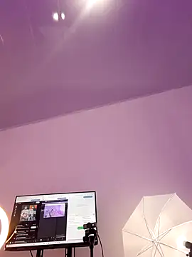 Ariana Castillo   online show from 02-24-26, 12:58