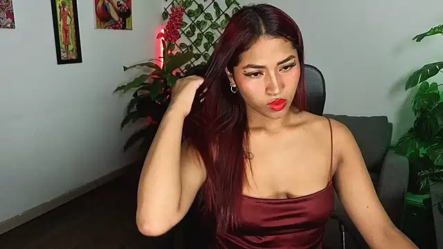 ChloeLombardi  online show from 07-11-26, 03:04
