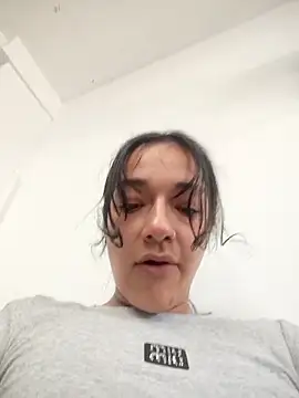 Snapshot of Fit_valkiria chatting on 03-03-26, 03:07 Fit valkiria online show from 03-03-26, 03:07