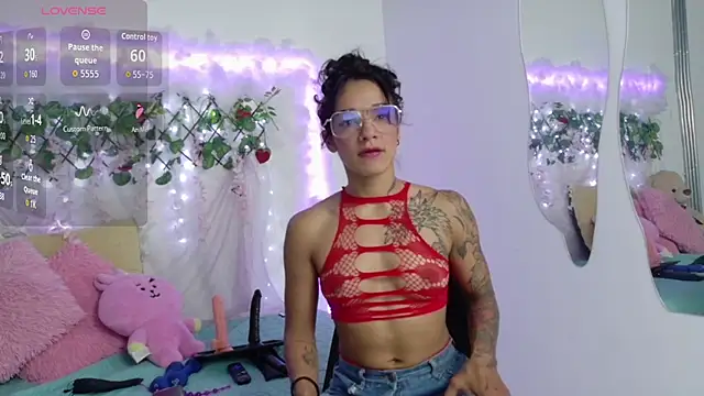 Snapshot of Fit_valkiria chatting on 03-16-26, 07:07 Fit valkiria online show from 03-16-26, 07:07