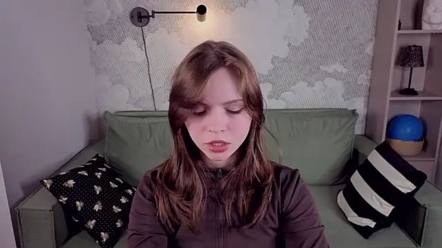 LesleySky online show from 03-07-26, 08:39