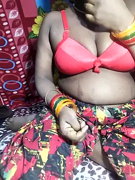 Snapshot of PRIYAGOYAL chatting on 02-12-26, 06:47 PRIYAGOYAL online show from 02-12-26, 06:47