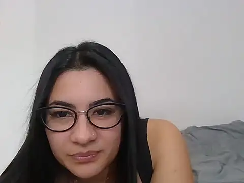 Snapshot of Agusgold22 chatting on 04-16-26, 02:07 Agusgold22 online show from 04-16-26, 02:07