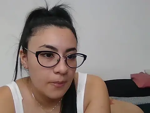 Snapshot of Agusgold22 chatting on 05-06-26, 02:55 Agusgold22 online show from 05-06-26, 02:55