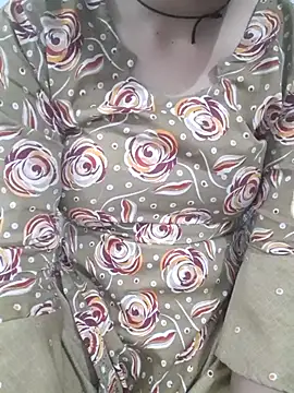 Uma rani online show from 02-25-26, 01:10