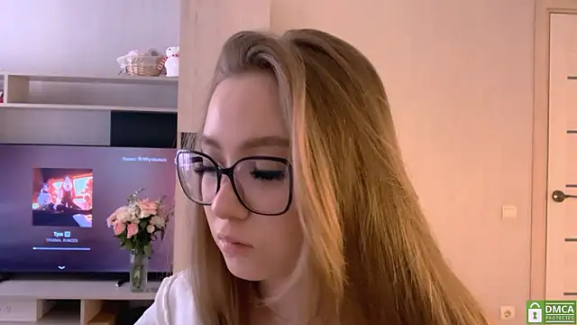 Snapshot of Fayalotyncute chatting on 02-28-26, 10:05 Fayalotyncute online show from 02-28-26, 10:05