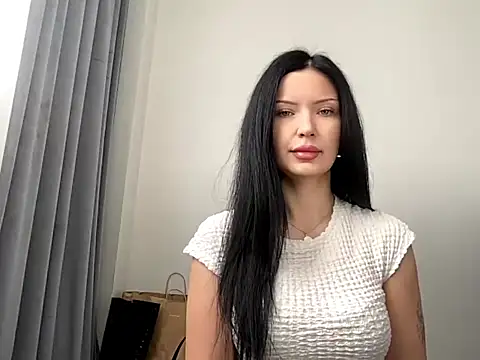 JoanGold online show from 04-24-26, 06:05