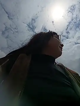 Yulska online show from 02-14-26, 04:26